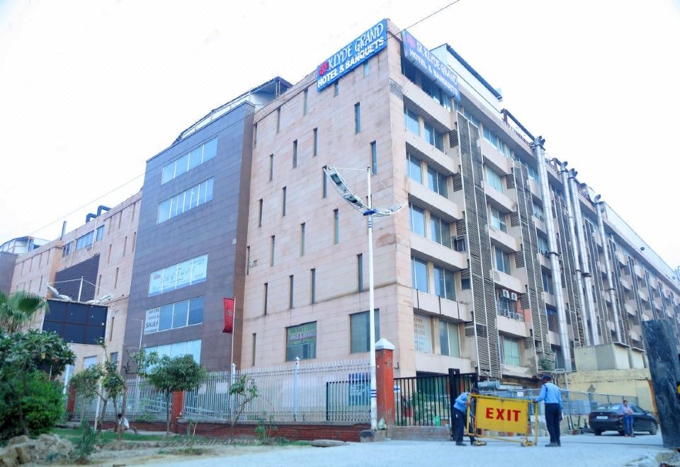 هتل اسکای لاید گرند دهلی